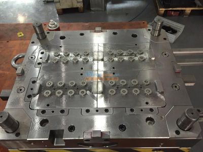 上街区注塑模具加工选择指南 臻恒电子科技的专业之路